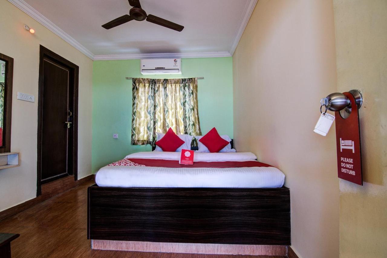 Oyo Lalitha Delight Hotel Visakhapatnam Exterior foto